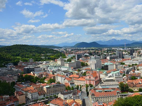 Telekom Slovenije debuts 5G in Slovenia