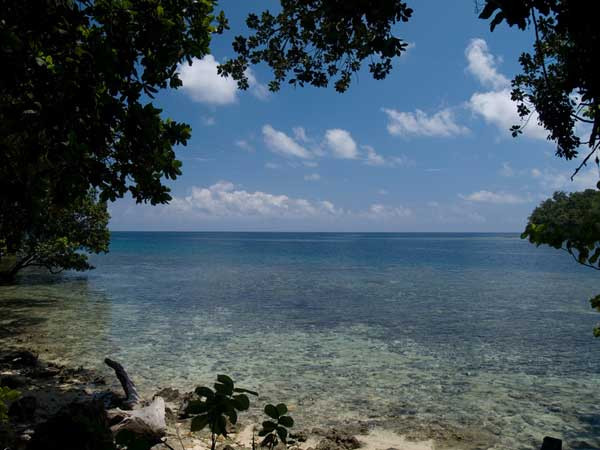 Intelsat and STCL improve cellular backhaul in Solomon Islands