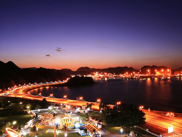 TRA aims to boost mobile and fixed coverage in Oman by 2025